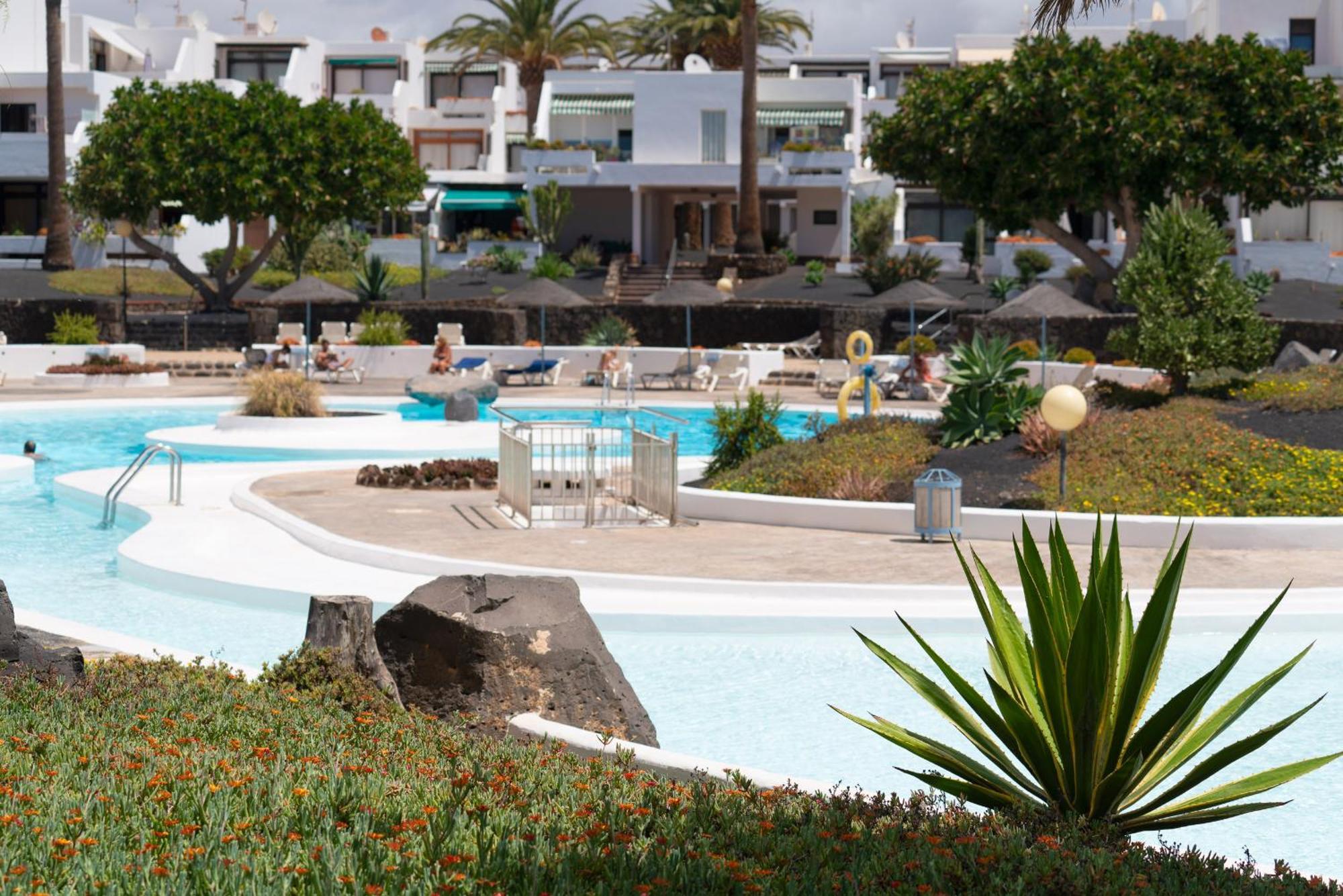 Lanzarote Beach Apartments, Casa Bruna コスタ・テギセ エクステリア 写真